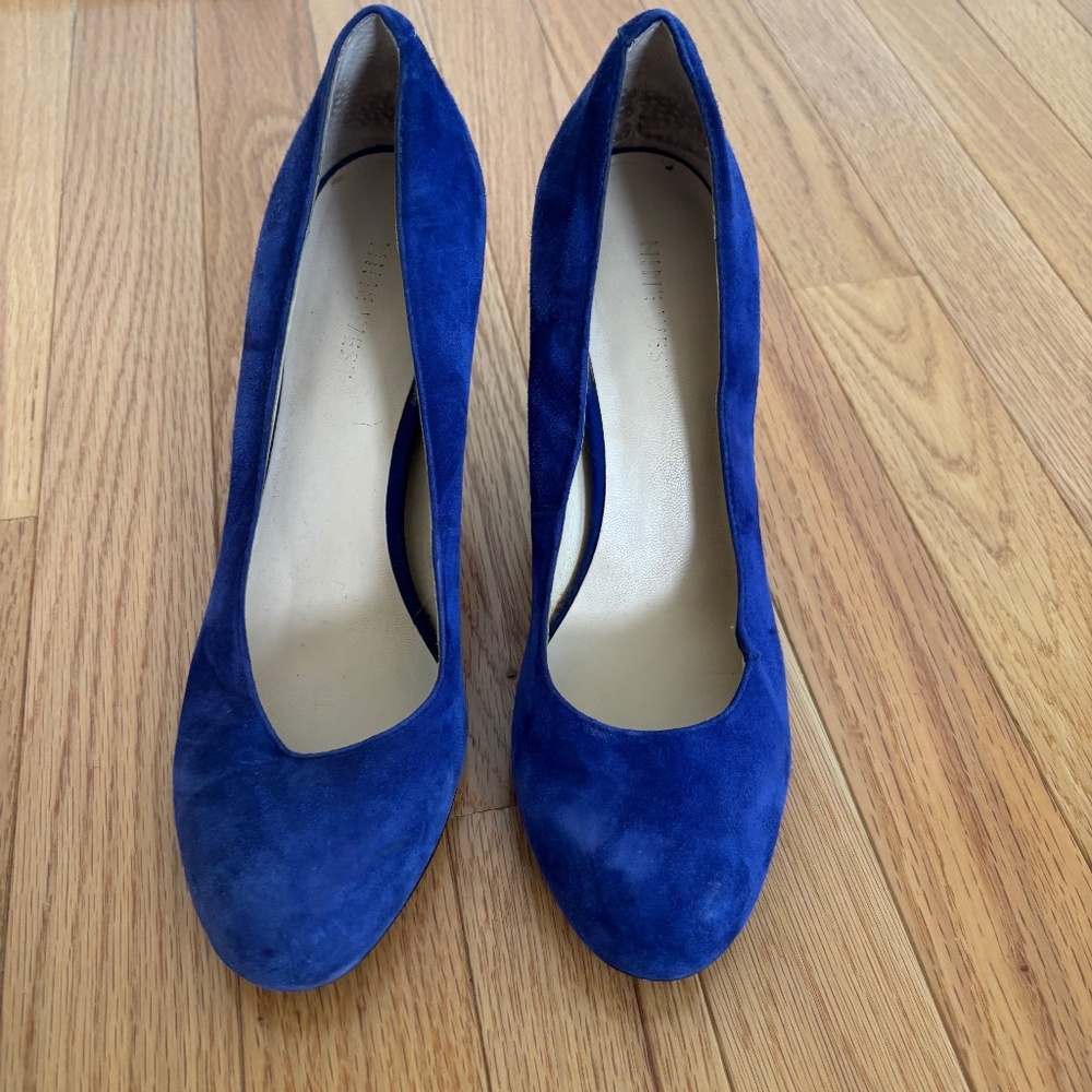 Nine West bright blue leather heels